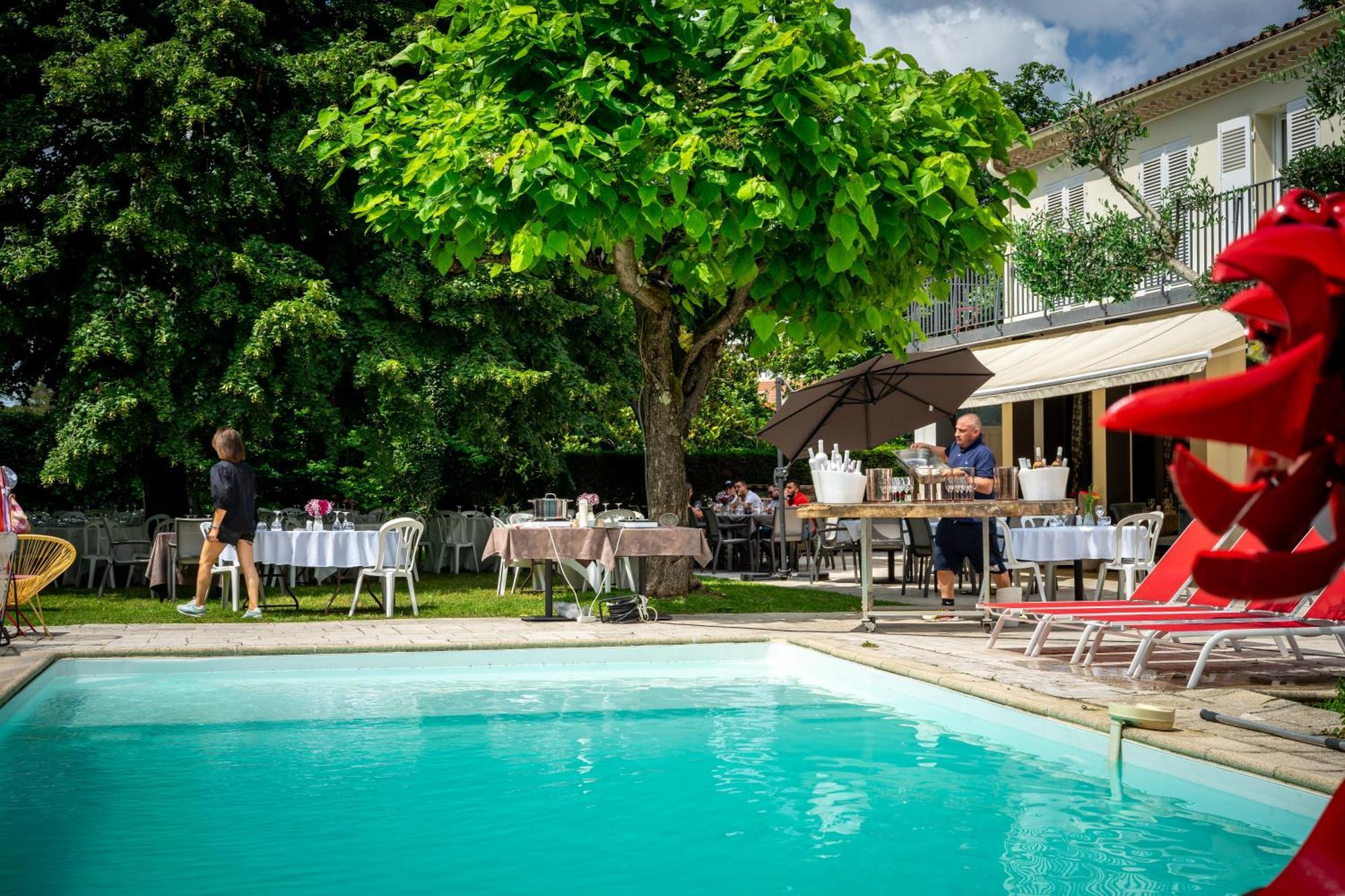 La Redoniere Hotel Romans-sur-Isere Exterior photo