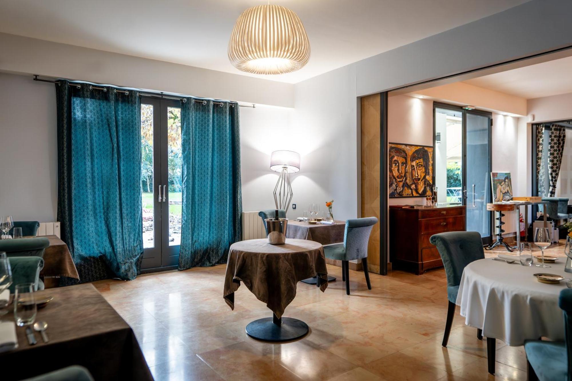 La Redoniere Hotel Romans-sur-Isere Exterior photo